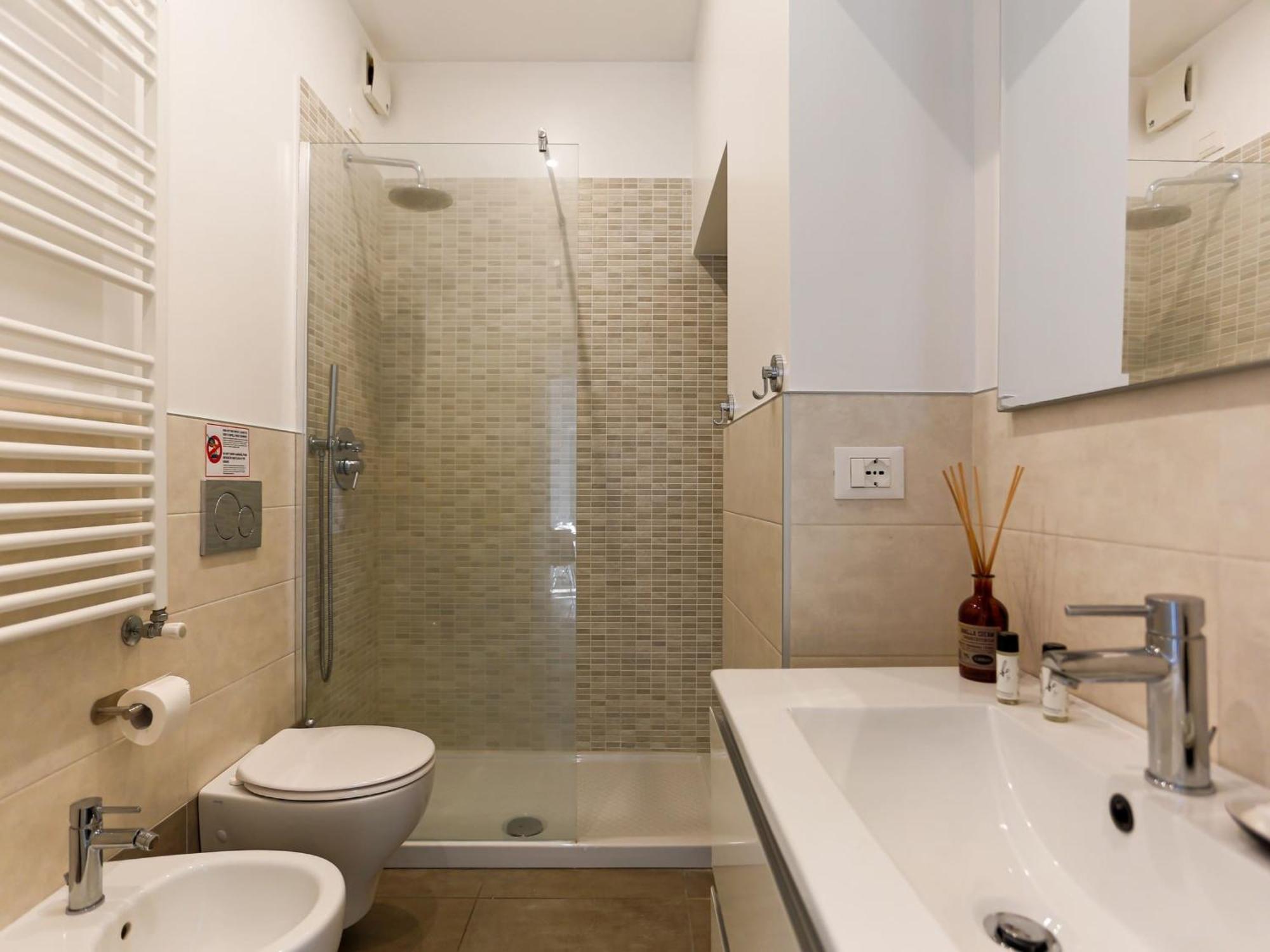 The Best Rent - Spacious Two Bedrooms Apartment Near Porta Romana 밀라노 외부 사진